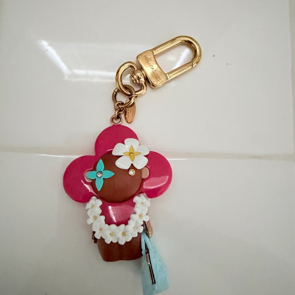 Louis Vuitton Keychain Pink Hawaii Shopper Bag Plumeria